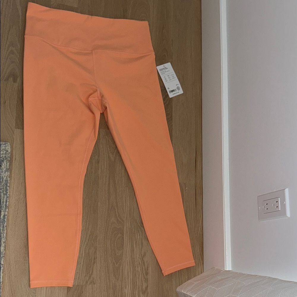 Elation Leggings new with tags